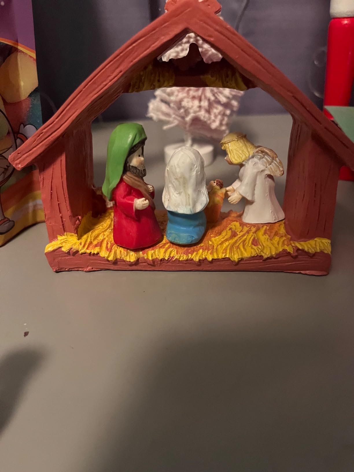 Fun Express Mini Christmas Nativity Set Stable with Jesus Mary Joseph Wisemen - 9 Pieces Red, Blue, Green, Beige, Brown customer photo 1
