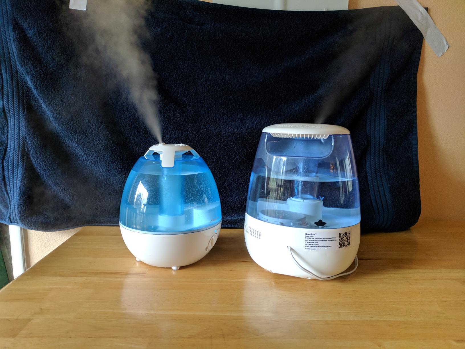Vicks Filter-Free Ultrasonic Humidifier for Bedroom or Nursery 1.2 Gal Tank customer photo 1