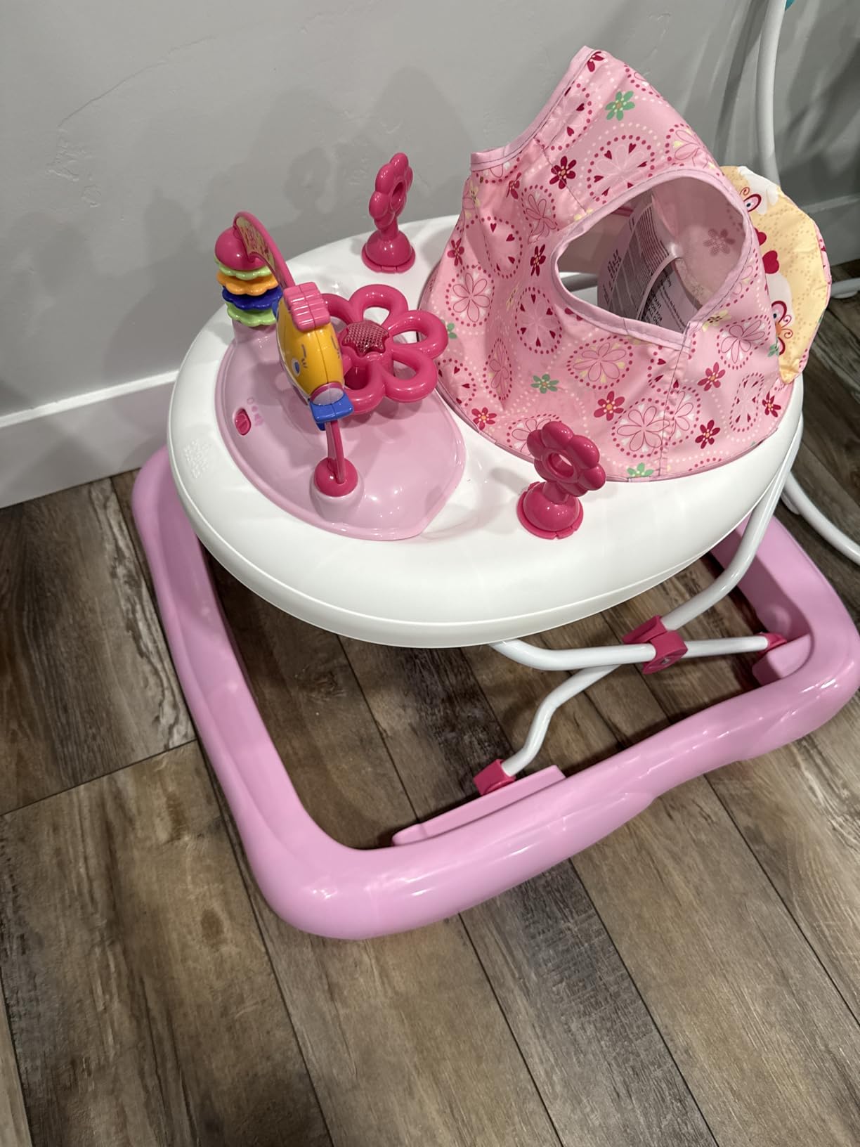 Bright Starts JuneBerry Walk-A-Bout Baby Walker and Entertainer, with Easy Fold Frame for Storage, Ages 6 Months + customer photo 2
