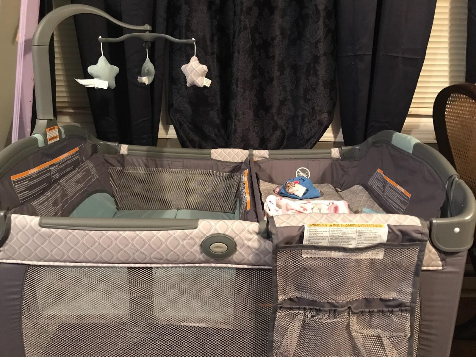 Graco Pack and Play Change 'n Carry Playard with Portable Changing Pad, Manor customer photo 1