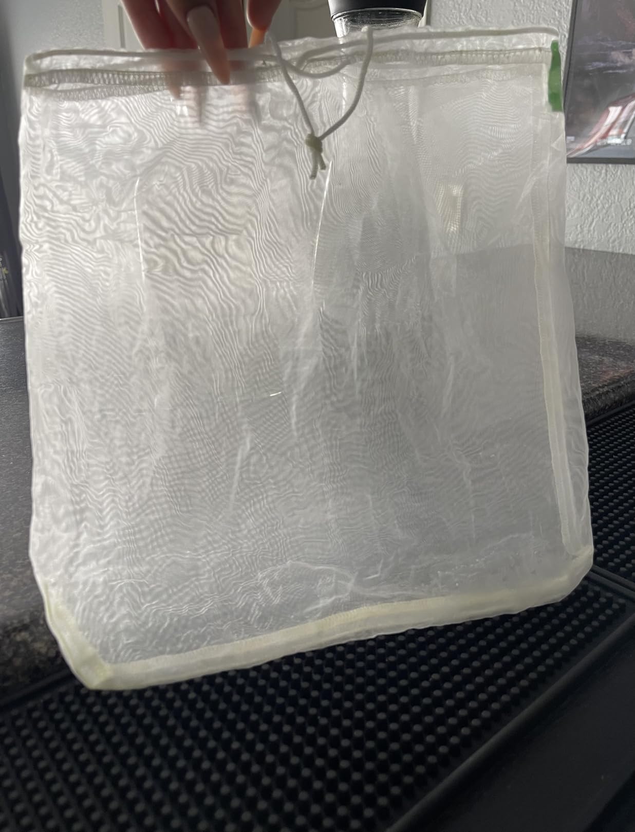 Pro Quality Nut Milk Bag – Big XL Commercial Food Grade – Strong Durable Reusable Almond Milk Straining Bags & All Purpose Fine Mesh Nylon Cheesecloth Strainer– Juicing-Cheese–Recipes & Vids customer photo 1