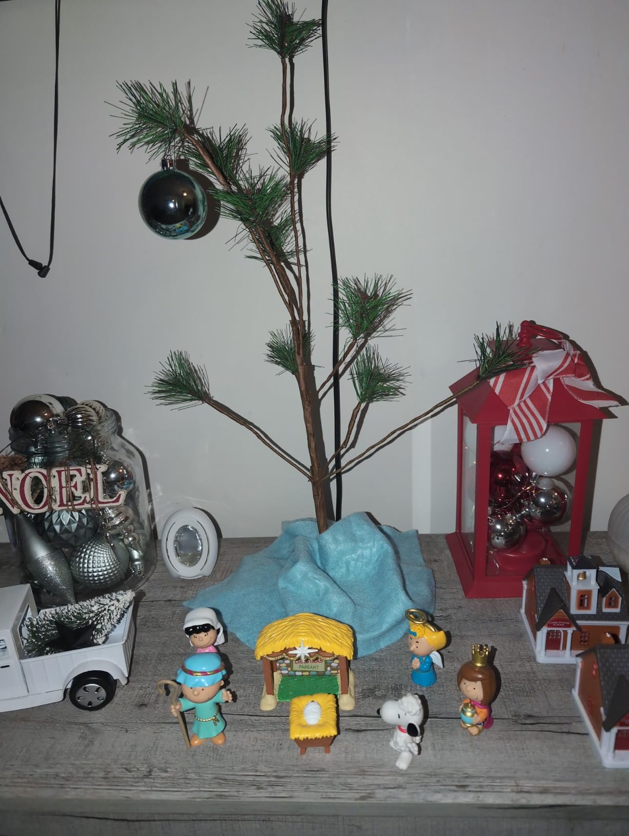 Peanuts Christmas Nativity Deluxe Figure Set customer photo 1