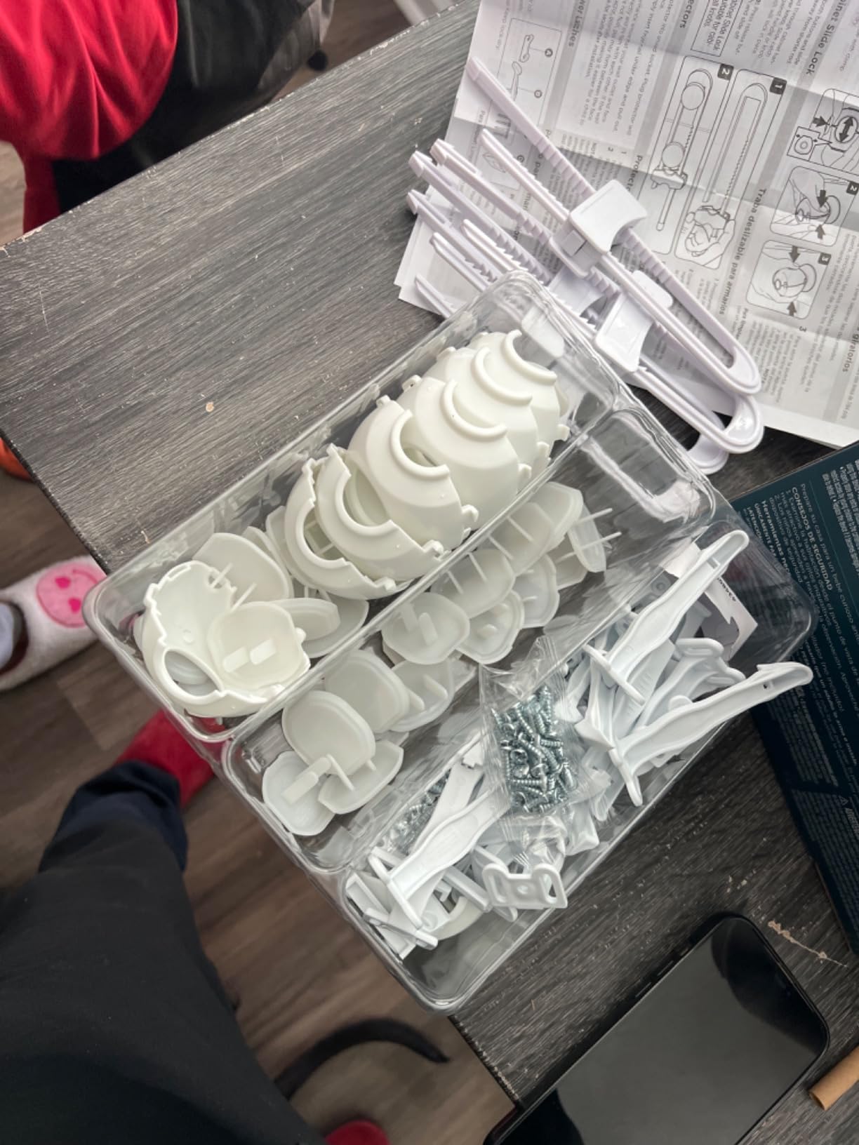 Safety 1st Home Safeguarding and Childproofing Set (80 Pcs), White customer photo 2