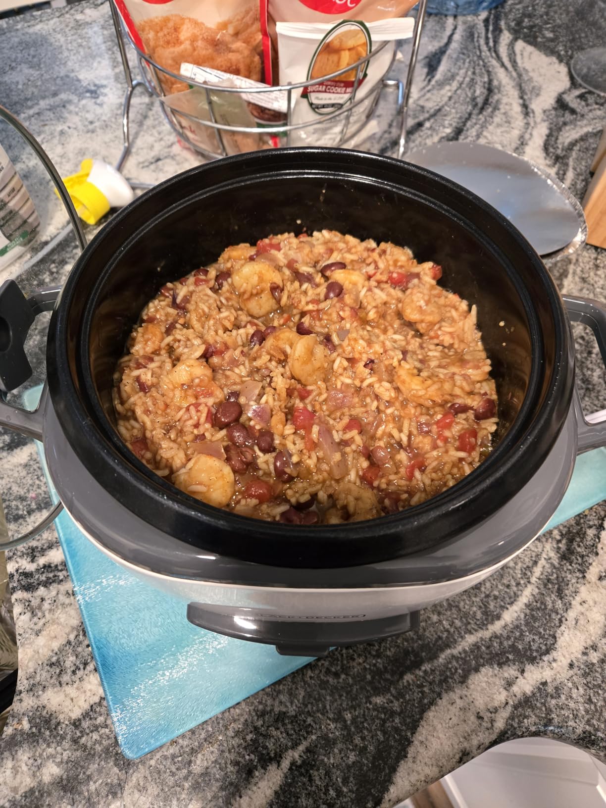 BLACK+DECKER 16-Cup Rice Cooker, RC516, 8-Cup Uncooked Rice, Steaming Basket, Removable Non-Stick Bowl, One Touch customer photo 1