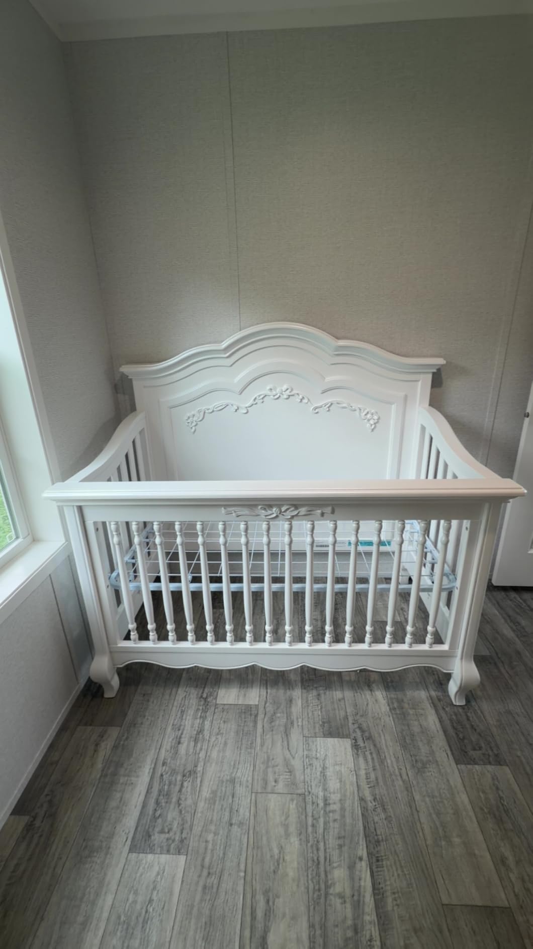 Evolur Aurora 5-in-1 Convertible Full Size Baby Crib, Ivory Lace customer photo 1