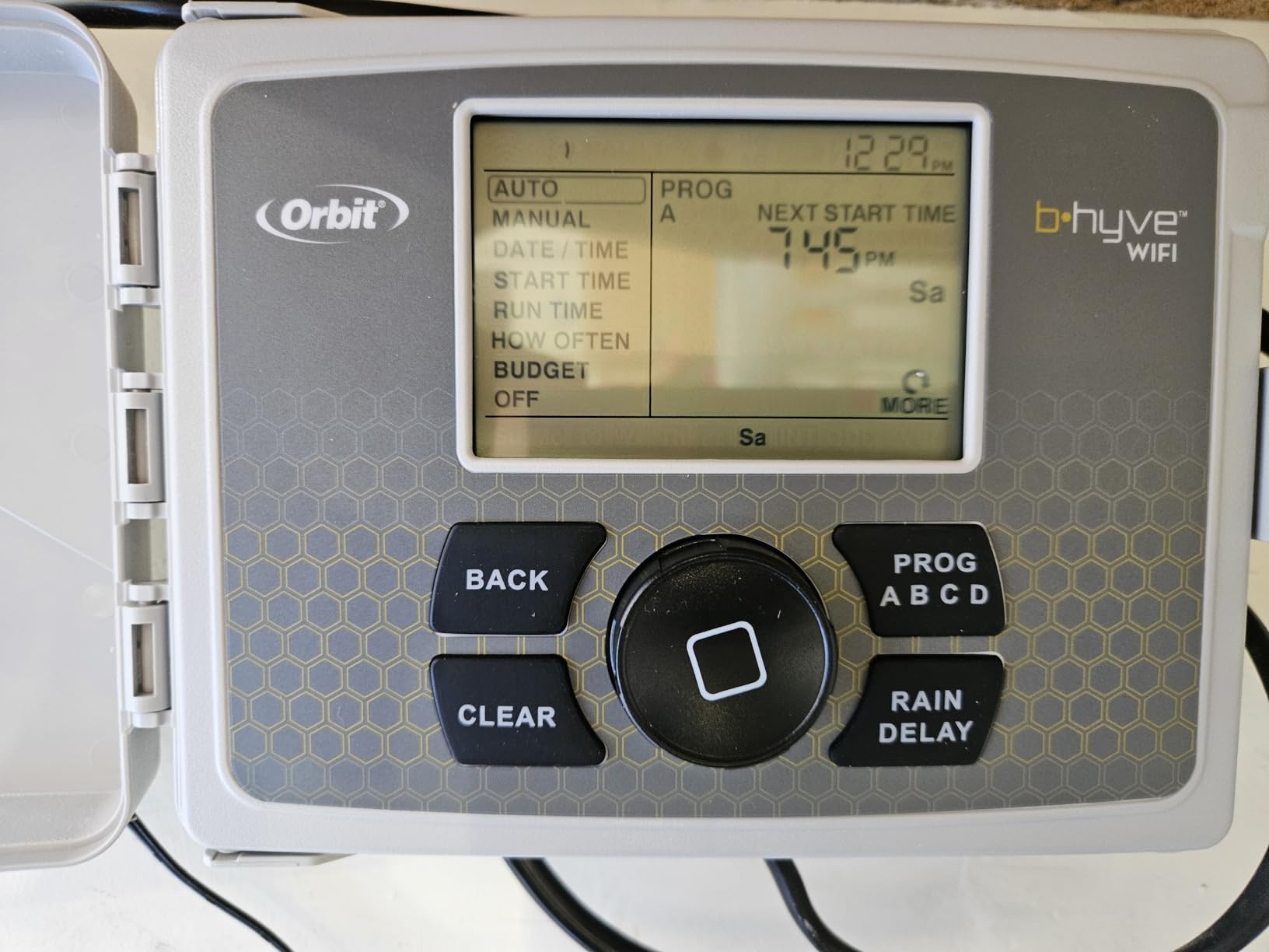 Orbit B-hyve Smart Sprinkler Controller, 6-Zone - 57946 customer photo 1