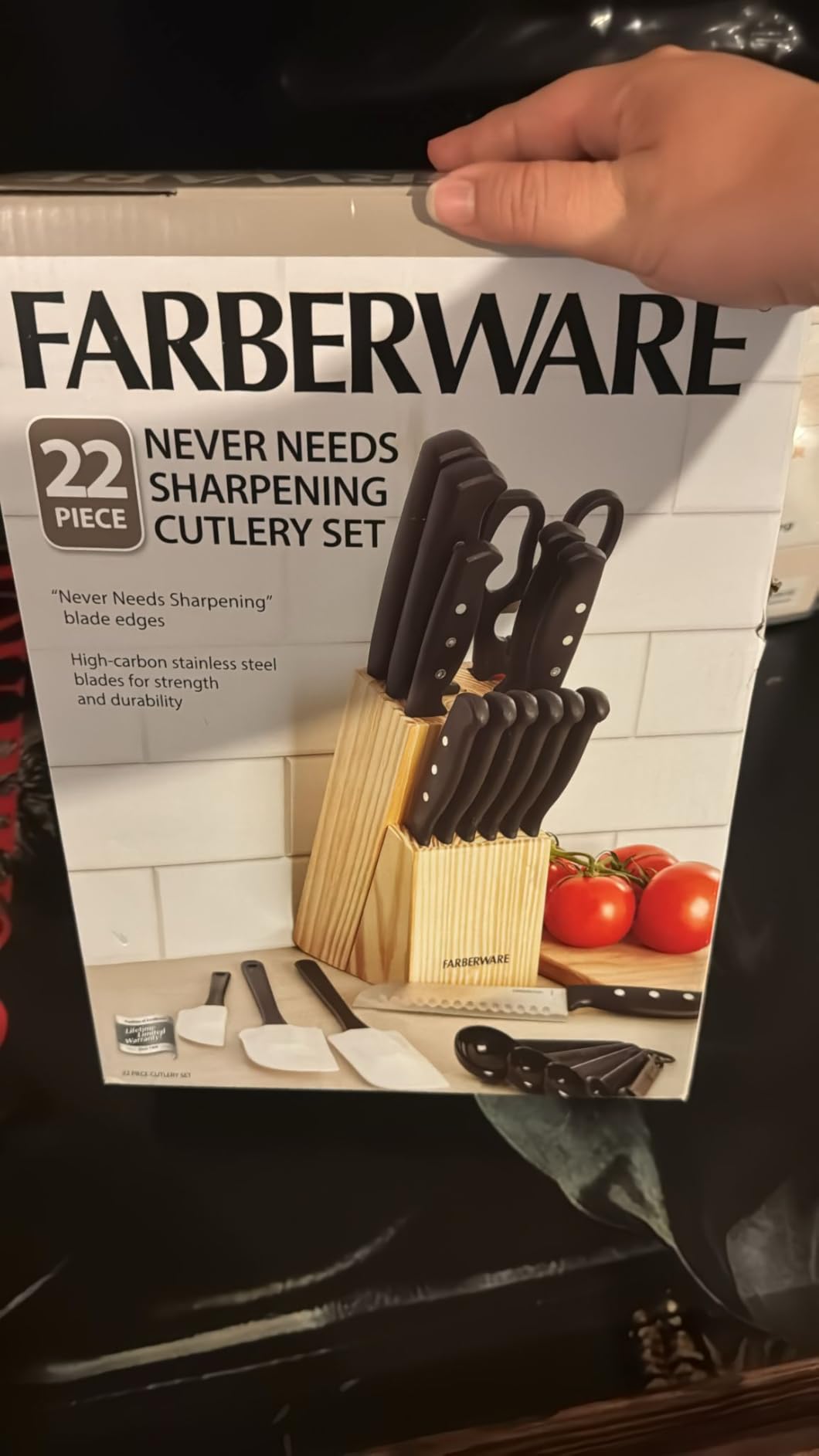 Farberware 22-Piece Kitchen Knife Block Set, High Carbon Stainless Steel customer photo 2