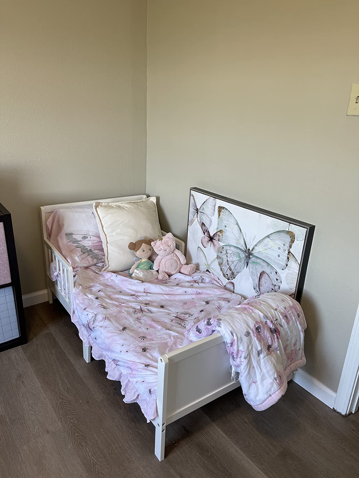 Delta Children Fancy Wood Toddler Bed - Greenguard Gold Certified, Grey customer photo 1