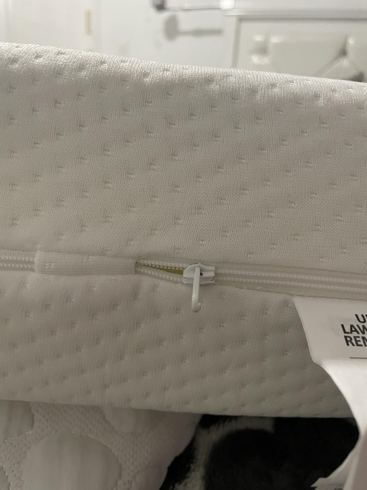 Milliard Premium Infant Crib and Toddler Mattress, CertiPUR-US Certified - Fits All Standard Crib and Toddler Beds, Machine Washable and Waterproof Cover - Flip Dual Stage System, Colchón de Cuna customer photo 2