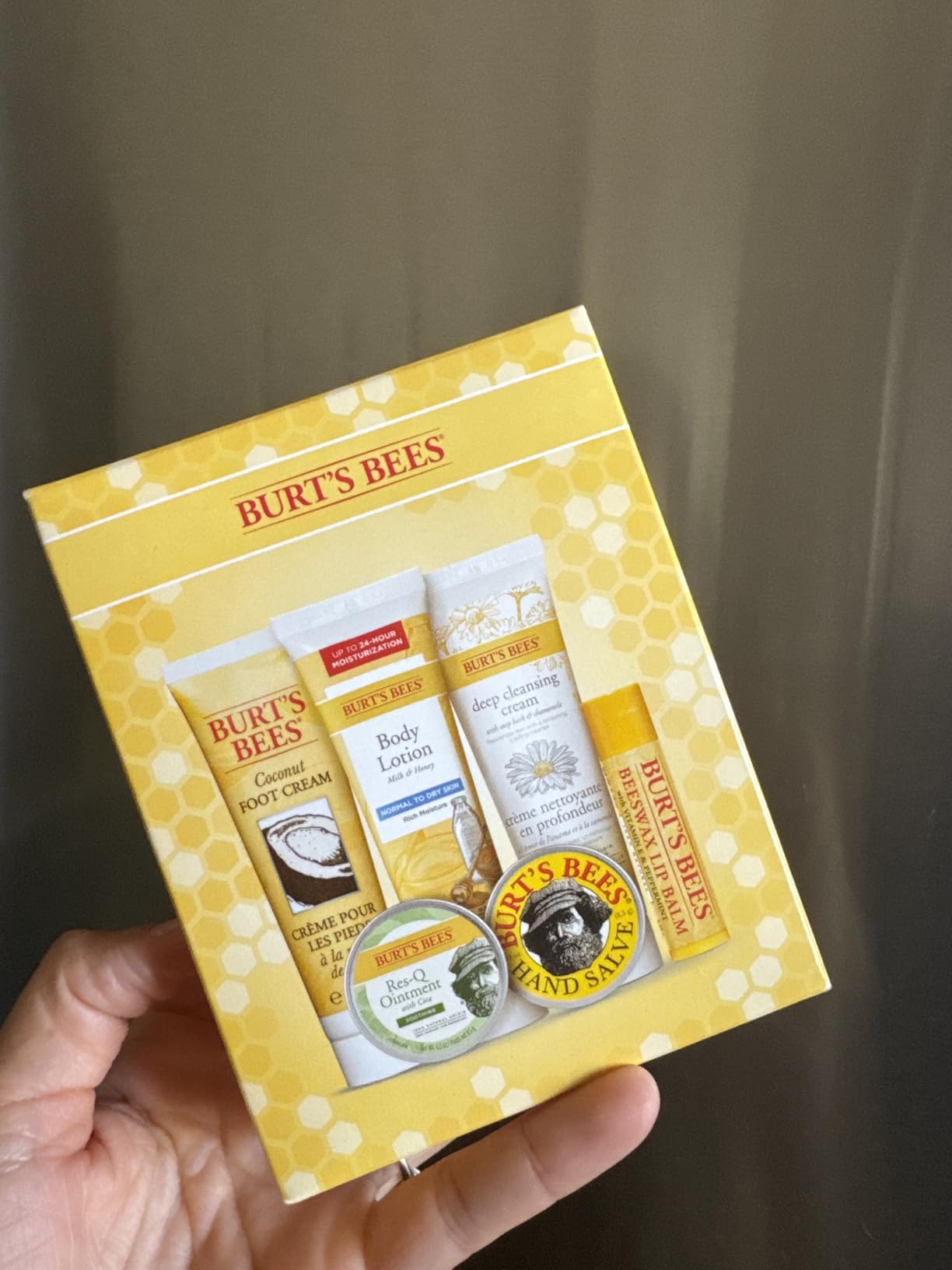 Burt's Bees Mama Gift Set, Includes Lip Balm, Leg and Foot Cream, and Belly Butter, Natural Origin Skin Care, 0.15 oz./3.38 oz./6.5 oz. customer photo 2