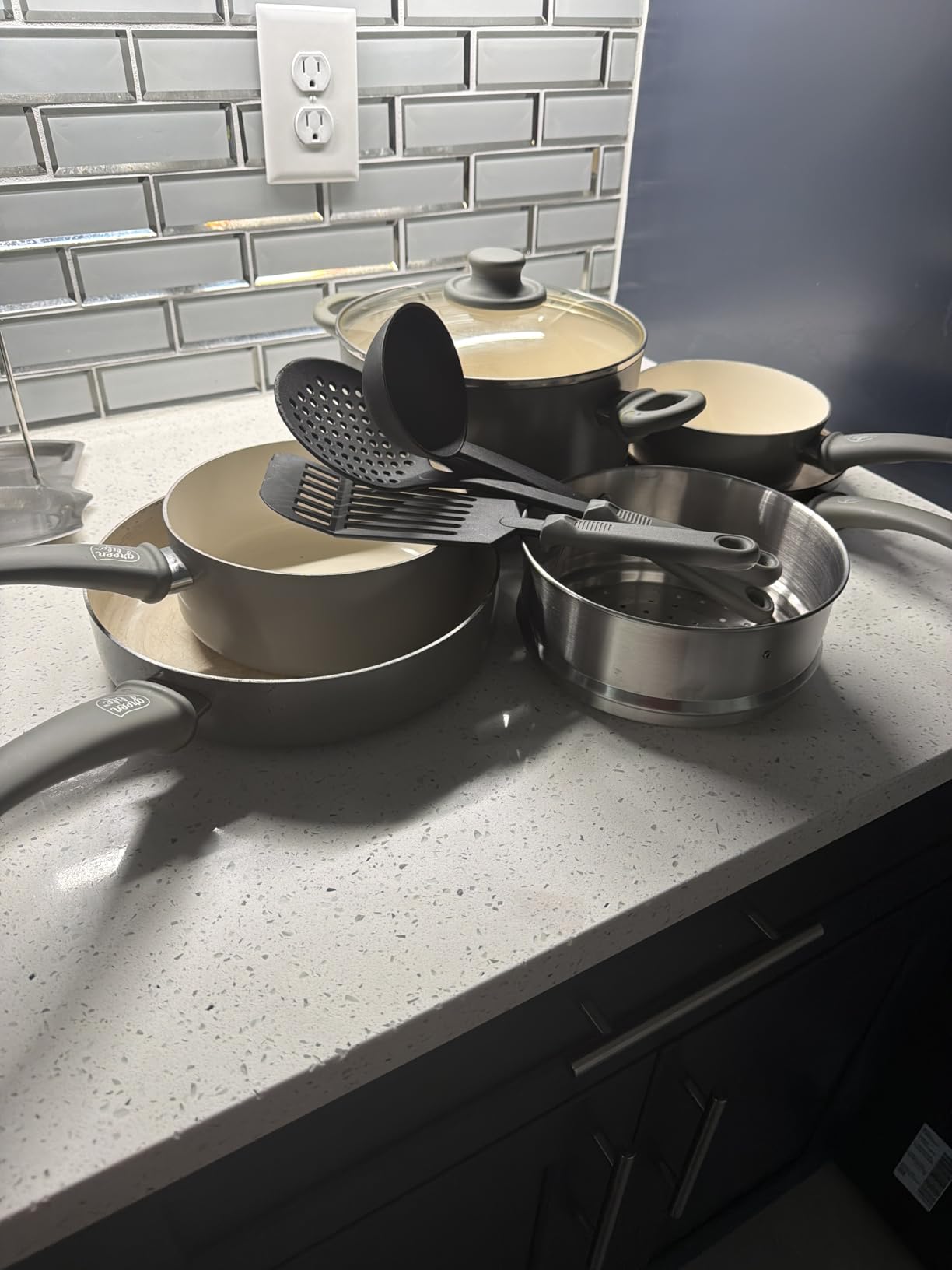 GreenLife 16 Piece Ceramic Nonstick Pots & Pans Cookware Set, Turquoise customer photo 2