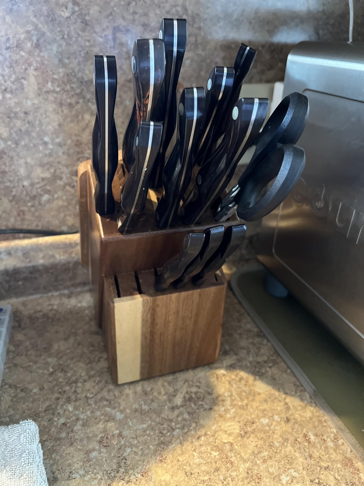 Coninx Acacia Wood Kitchen Knife Block - 15 Slots Knife Holder - Professional Quality Wood Knife Organizer - Secure Knife Stand To Keep Knives Neat & Sharp - Knife Blocks for Kitchen Knife Storage customer photo 2
