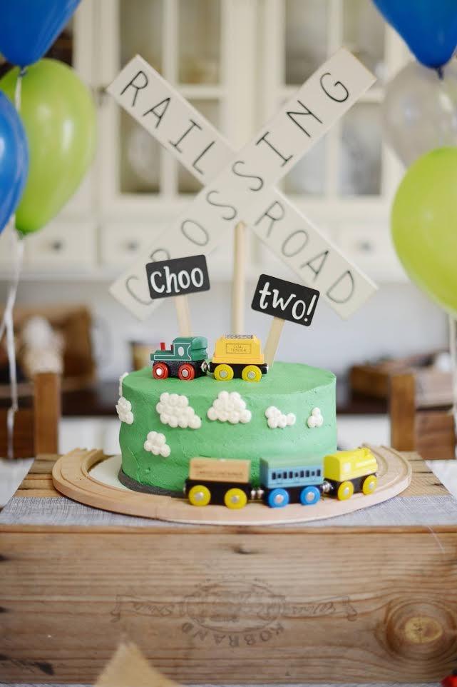 Wooden Train Set 12 PCS - Train Toys Magnetic Set Includes 3 Engines - Toy Train Sets For Kids Toddler Boys And Girls - Compatible With All Major Brands - Original - By Play22 customer photo 2