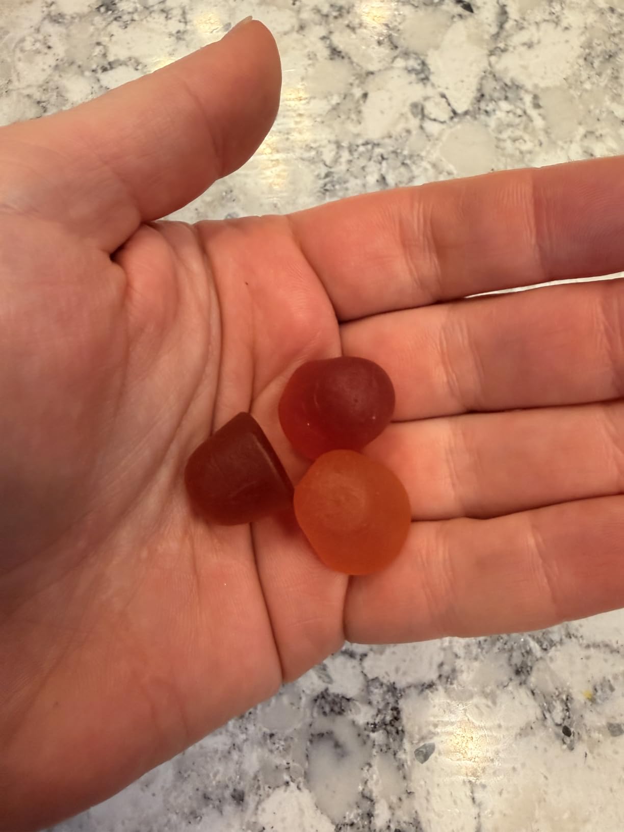 Amazon Brand - Mama Bear Organic Kids Multivitamin Gummies, Berry, Cherry & Orange, 60 Count, 1 Month Supply (Packaging May Vary) customer photo 1