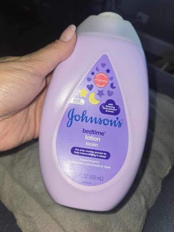 Johnson's Baby Sleepy Time Gift Set, 3 Items customer photo 2