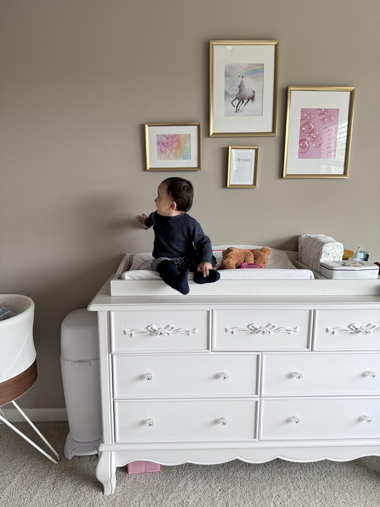 Evolur Aurora 7-Drawer Double Dresser, Assembled Baby Dresser with Crystal Knobs, Queen Anne Feet & Spacious Storage for Nursery Essentials in Frost White customer photo 2