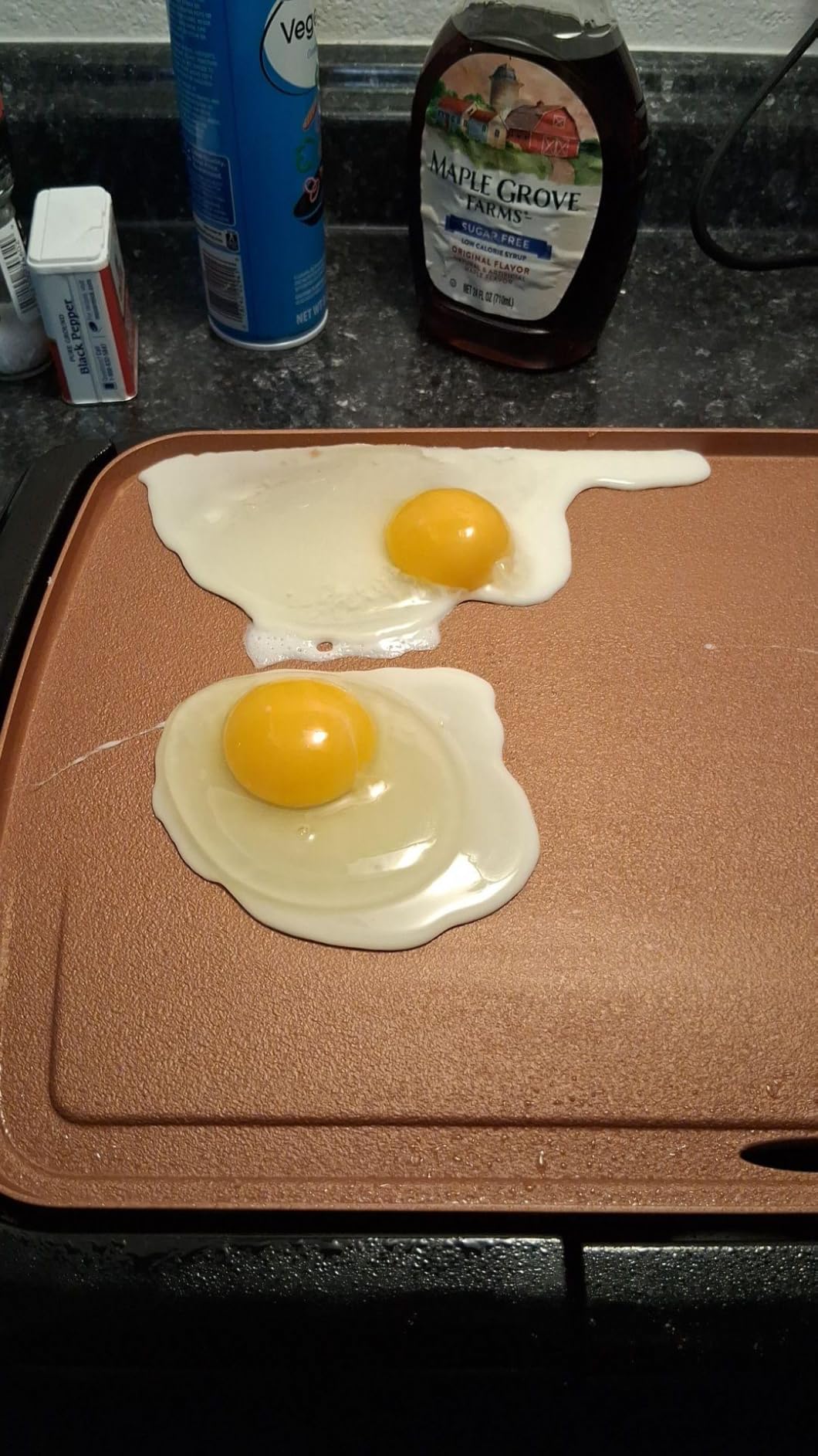 OVENTE Electric Griddle with 16 x 10 Inch Non-Stick Plate, Black GD1610B customer photo 1