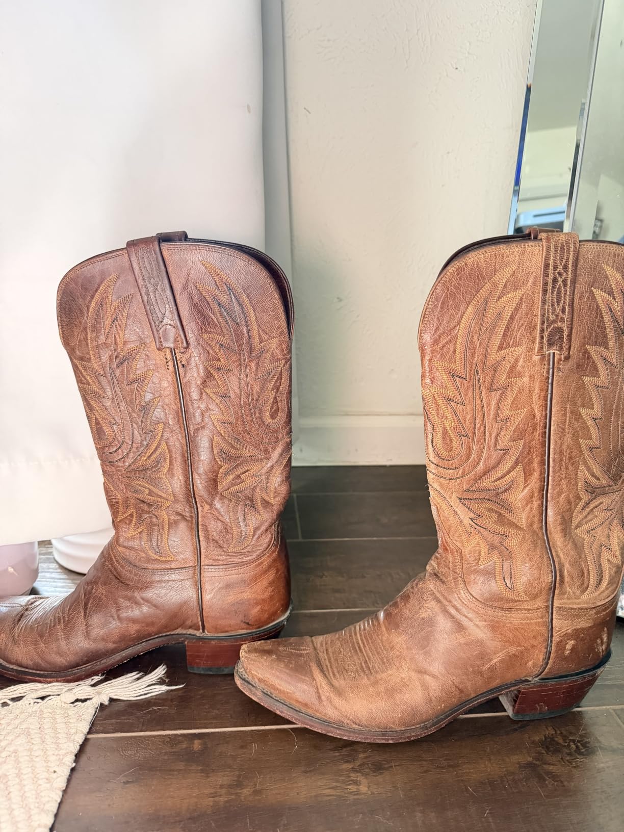 Cobbler's Choice Leather Cream - For Shoes, Boots & Bags with Beeswax customer photo 1