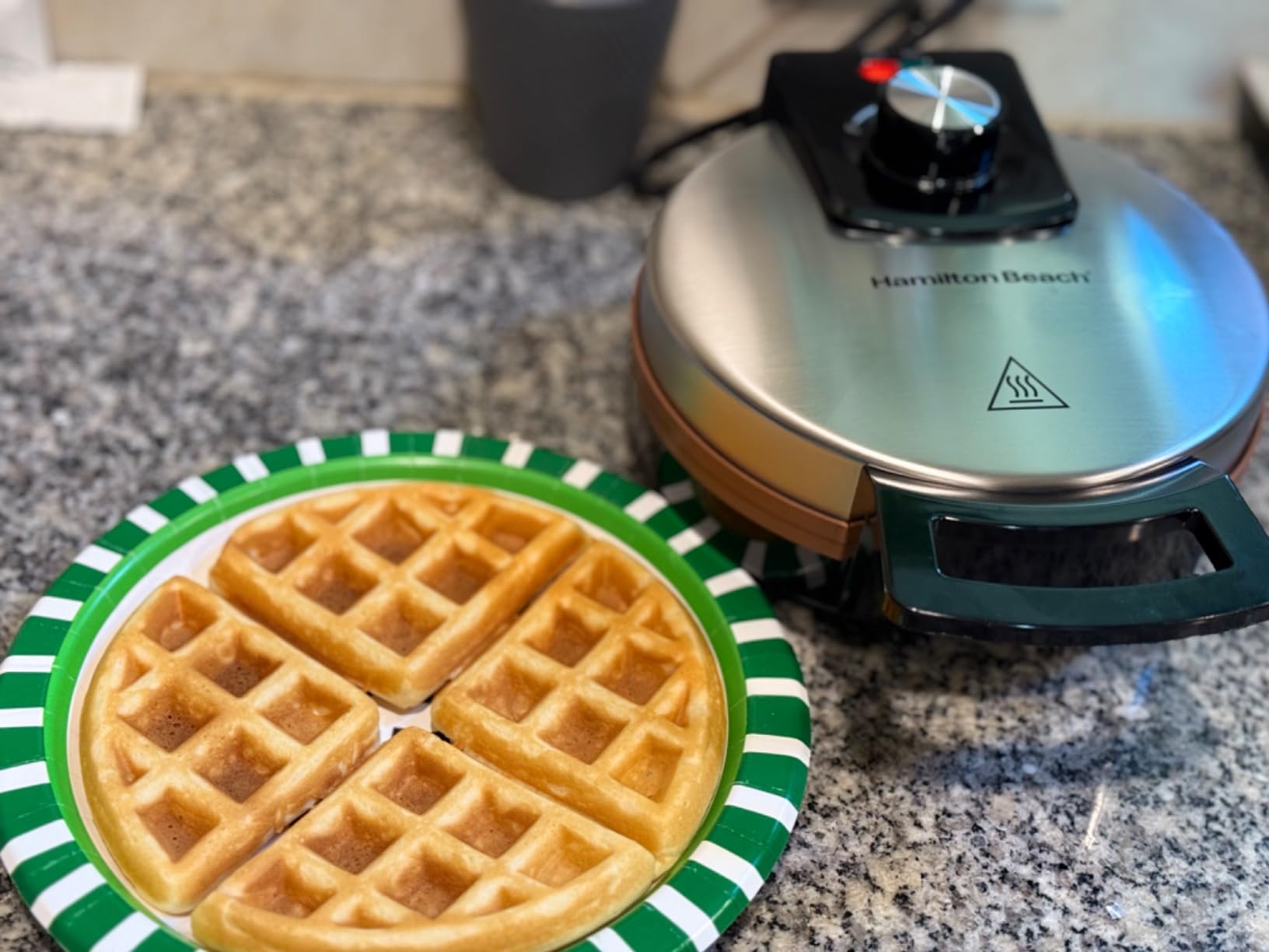 Hamilton Beach Belgian Waffle Maker with PFAS-Free Non-Stick Ceramic-Coated Plates, Browning Control, Indicator Lights, Stainless Steel (26081) customer photo 1