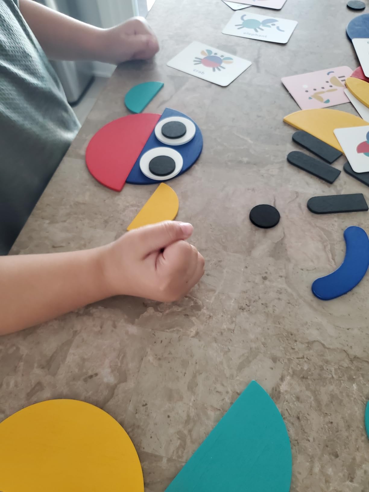 LiKee Wooden Shape Puzzle, 36 Blocks & 60 Cards, Montessori Toy for Kids 3+ | open-end customer photo 2