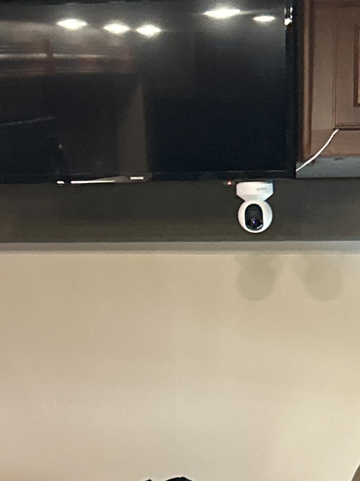 REOLINK E1 Pro 3K Dual-Band Wi-Fi Indoor Camera for Baby & Pet Monitoring customer photo 1
