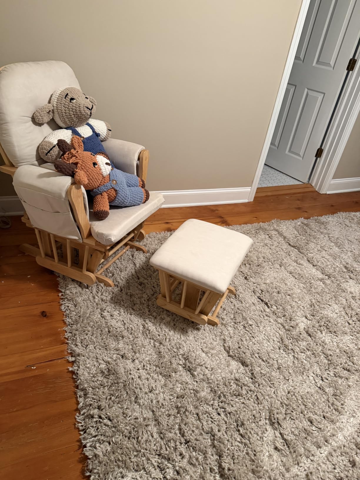 Storkcraft Premium Hoop Glider & Ottoman, Pebble Gray/Light Gray customer photo 2