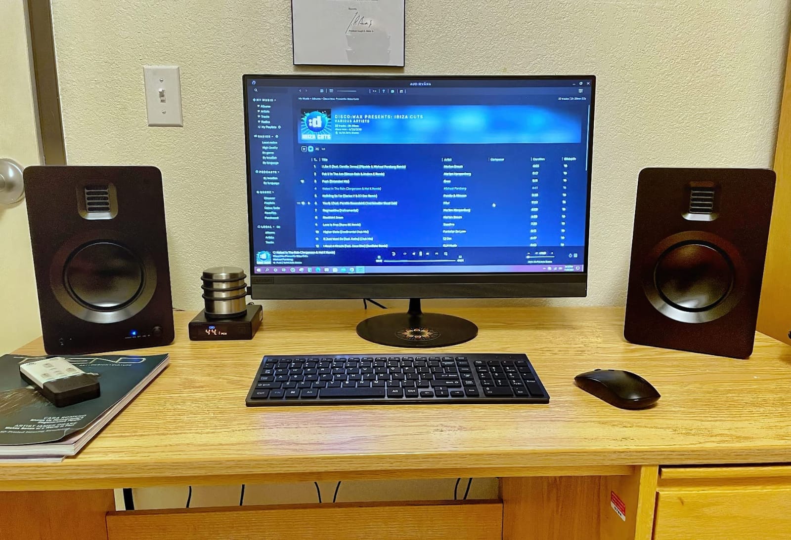 Kanto TUK Powered Speaker with Headphone Out | Built-in USB DAC | Dedicated RCA with Phono Pre-amp | Bluetooth | AMT Tweeter | 5.25