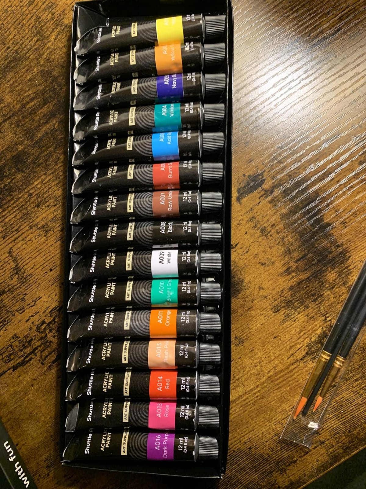 Shuttle Art Acrylic Paint Set, 15 x 12ml Tubes Artist Quality Non Toxic Rich Pigments Colors Perfect for Kids Adults Beginners Artists Painting on Canvas Wood Clay Fabric Ceramic Crafts customer photo 1