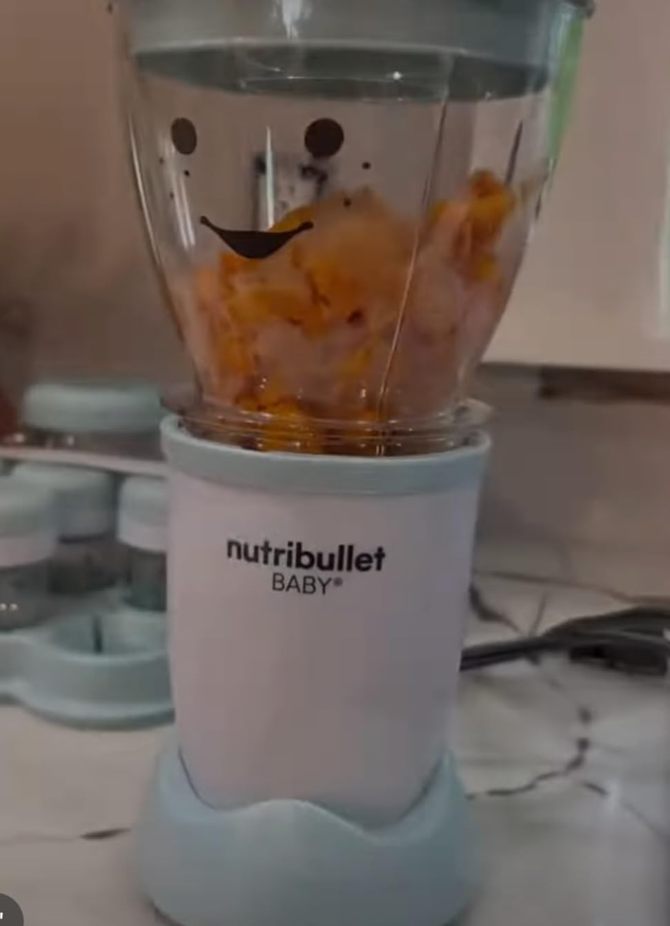 NutriBullet NBY-50100 Baby Complete Food-Making System, 32-Oz, White, Blue, Clear customer photo 2