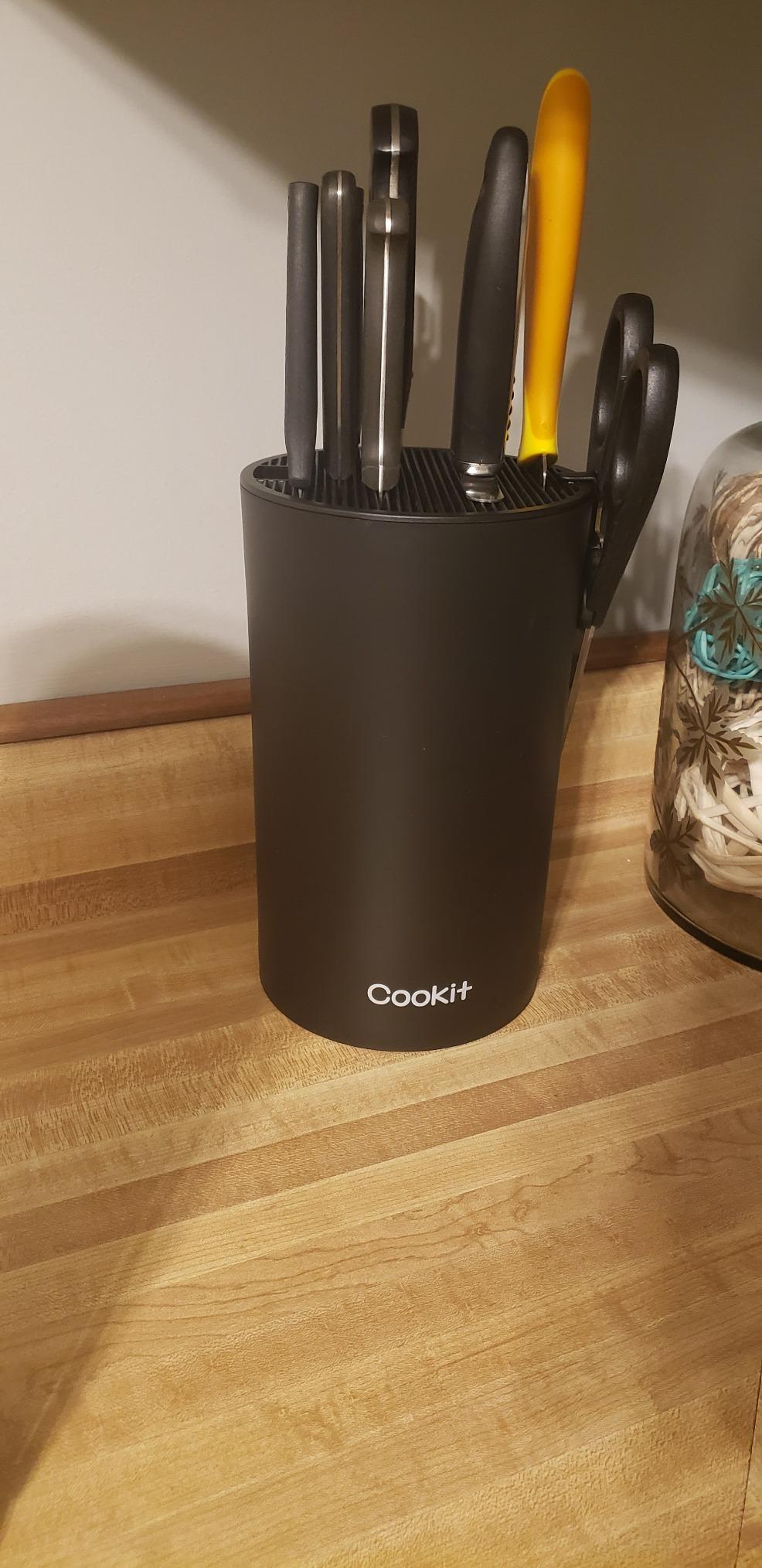Knife Block Without Knives, Cookit Universal Round Knife Block Only, Detachable Knife Holder for Easy Cleaning, Space Saver Knife Storage Holder with Scissors Slot, Black customer photo 1