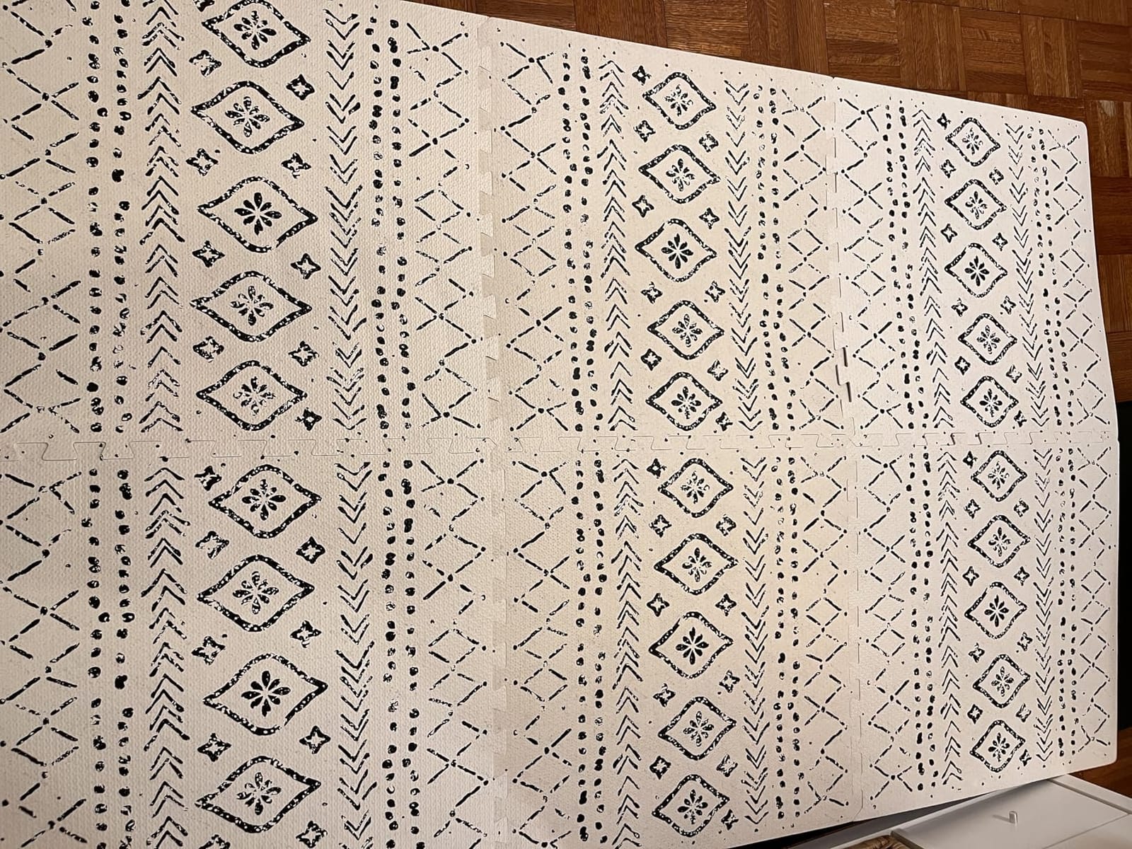 Lillefolk Baby Play Mat for Floor – 4x6ft Beige | Soft Non Toxic Premium EVA Foam Tiles for Tummy Time, Crawling & Playroom – Waterproof Interlocking Floor Mat for Babies & Toddlers (6 Tiles) customer photo 1