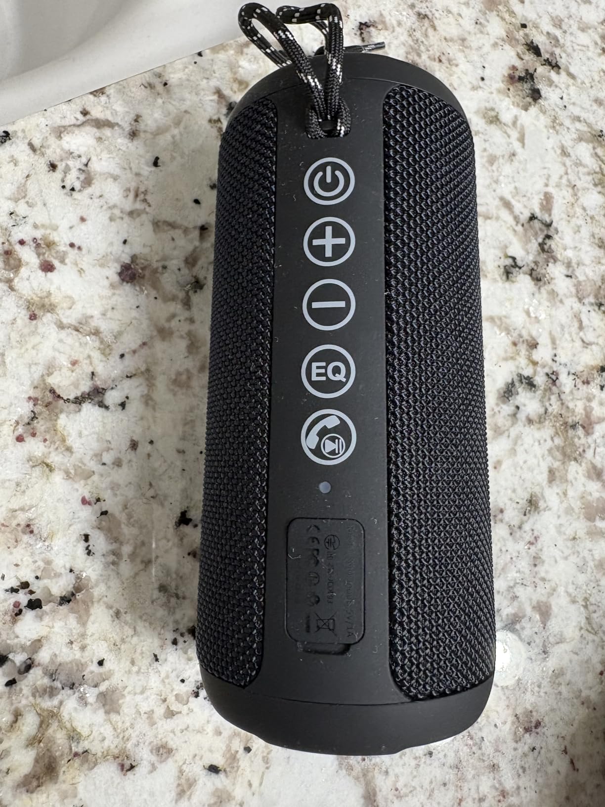 Ortizan X10 Portable Bluetooth Speaker (1st Gen), IPX7 Waterproof, Wireless customer photo 1