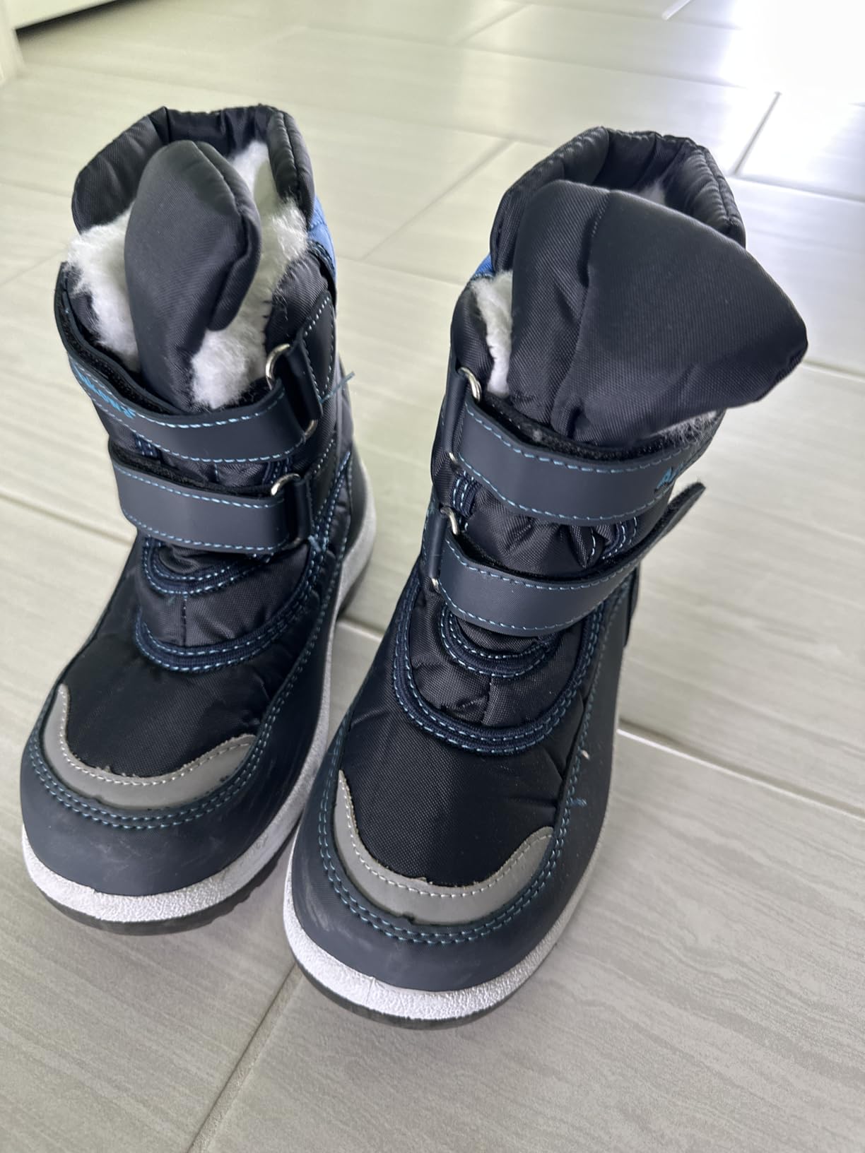 Apakowa Kids Boys Girls Winter Snow Boots Toddler/Little Kid customer photo 2