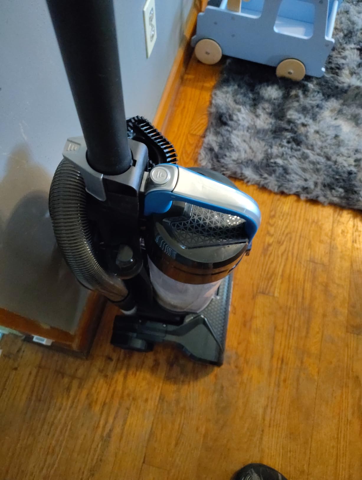 Eureka Vacuum Cleaners for Home,Airspeed Ultra-Lightweight, NEU10AE5 customer photo 1