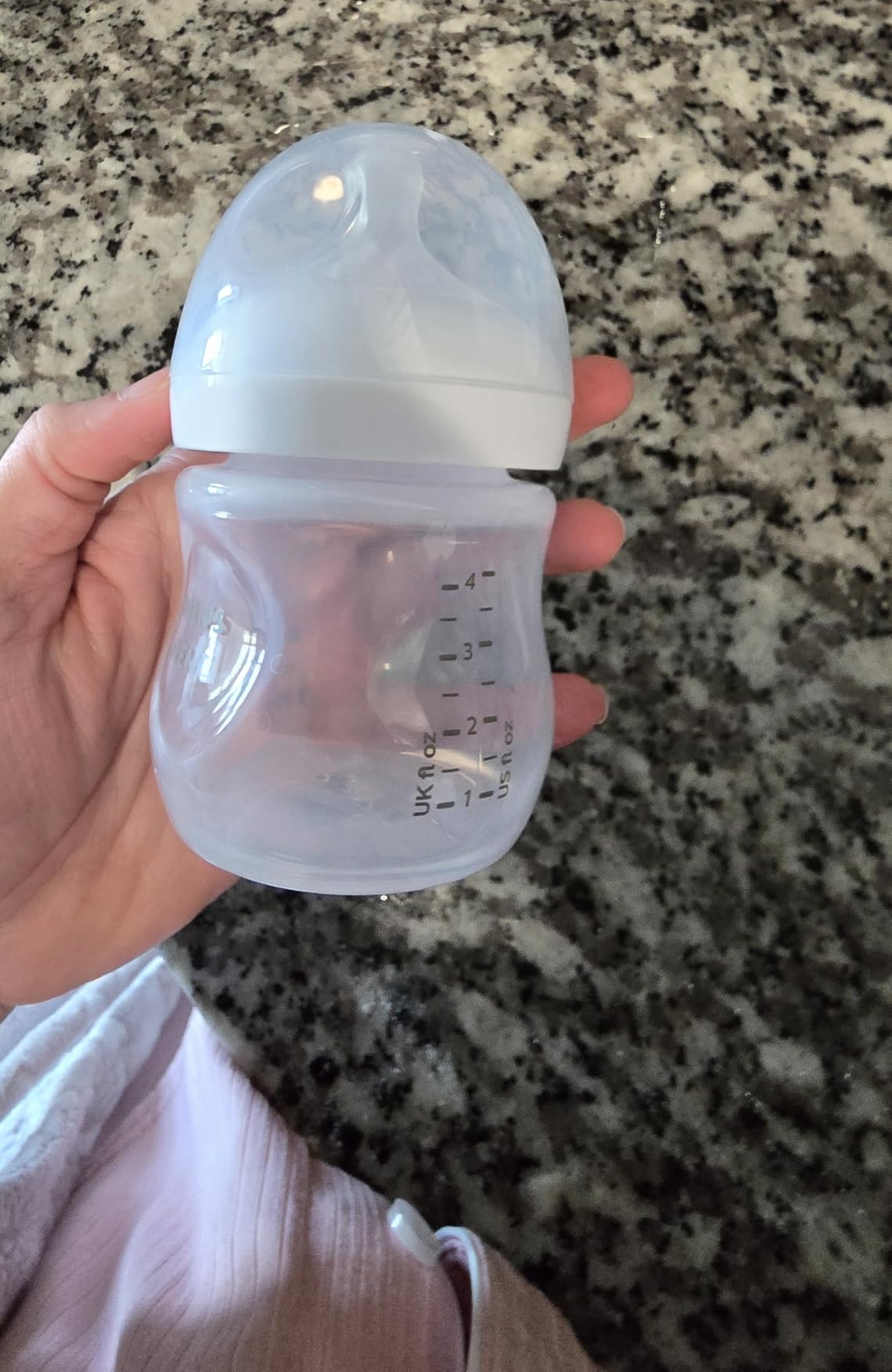 Philips Avent Natural Baby Bottles, Medium Flow, 9 oz, BPA-Free, 4-Pack customer photo 1