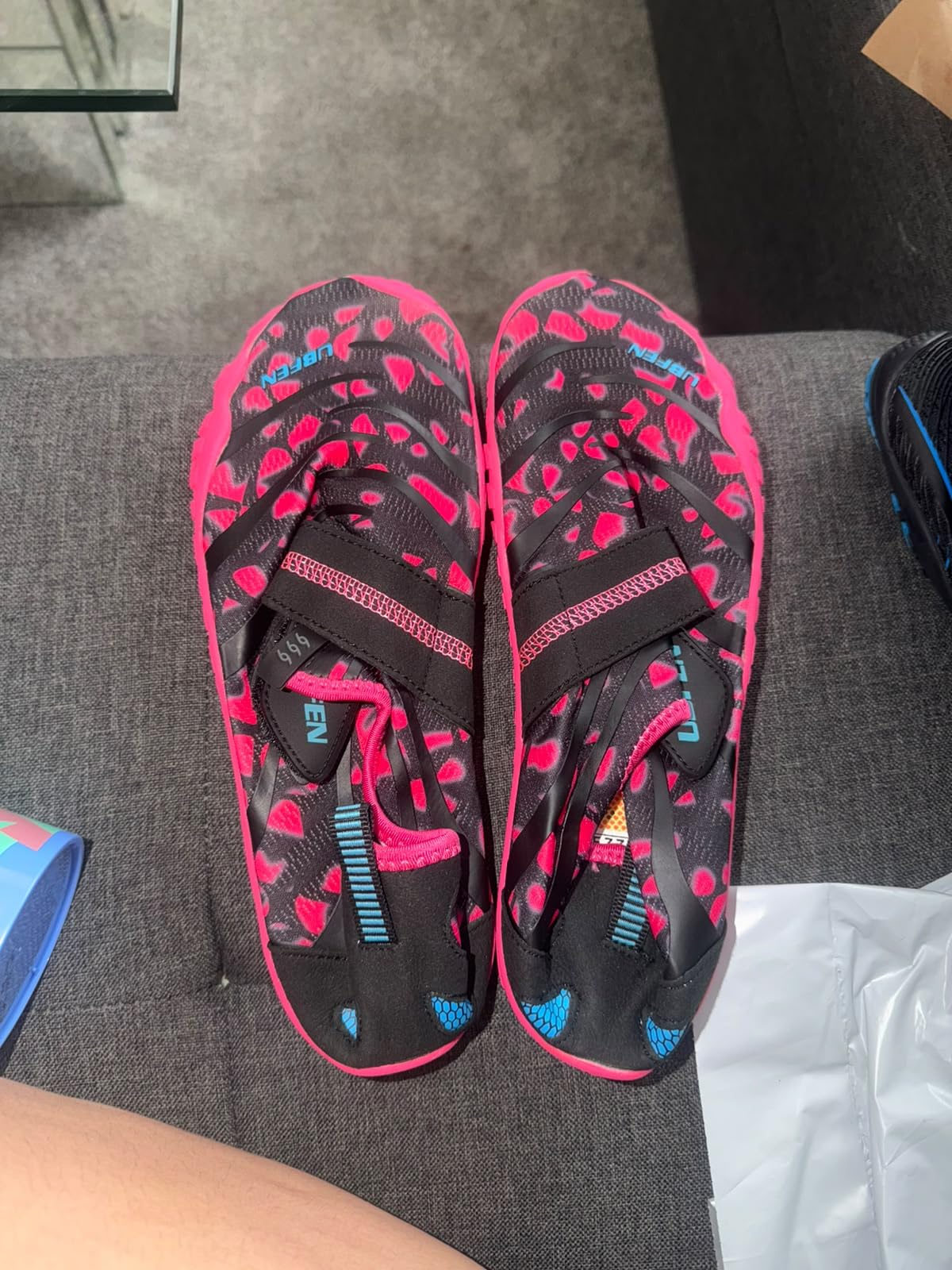 UBFEN Kids Water Shoes for Boys Girls Quick-Dry Swim Aqua Socks customer photo 1