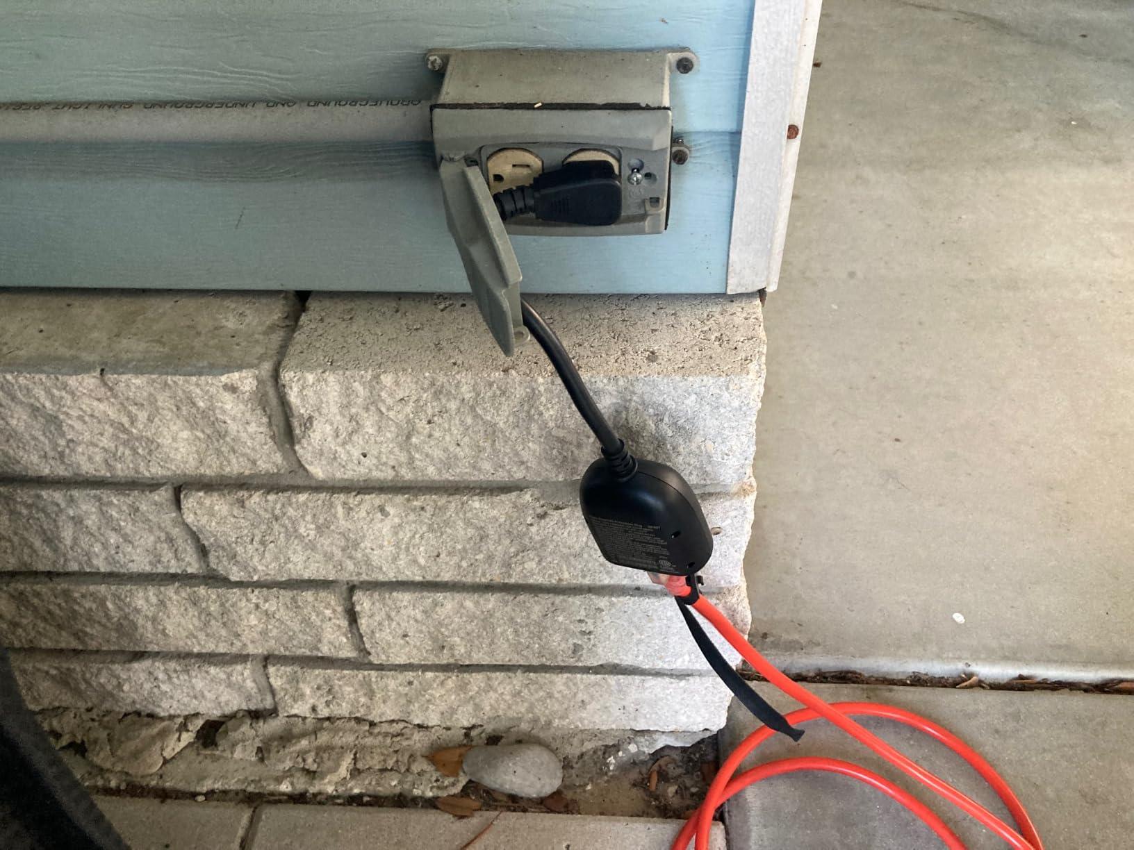 Kasa Outdoor Smart Plug KP401, Smart Home Wi-Fi Outlet Timer customer photo 2