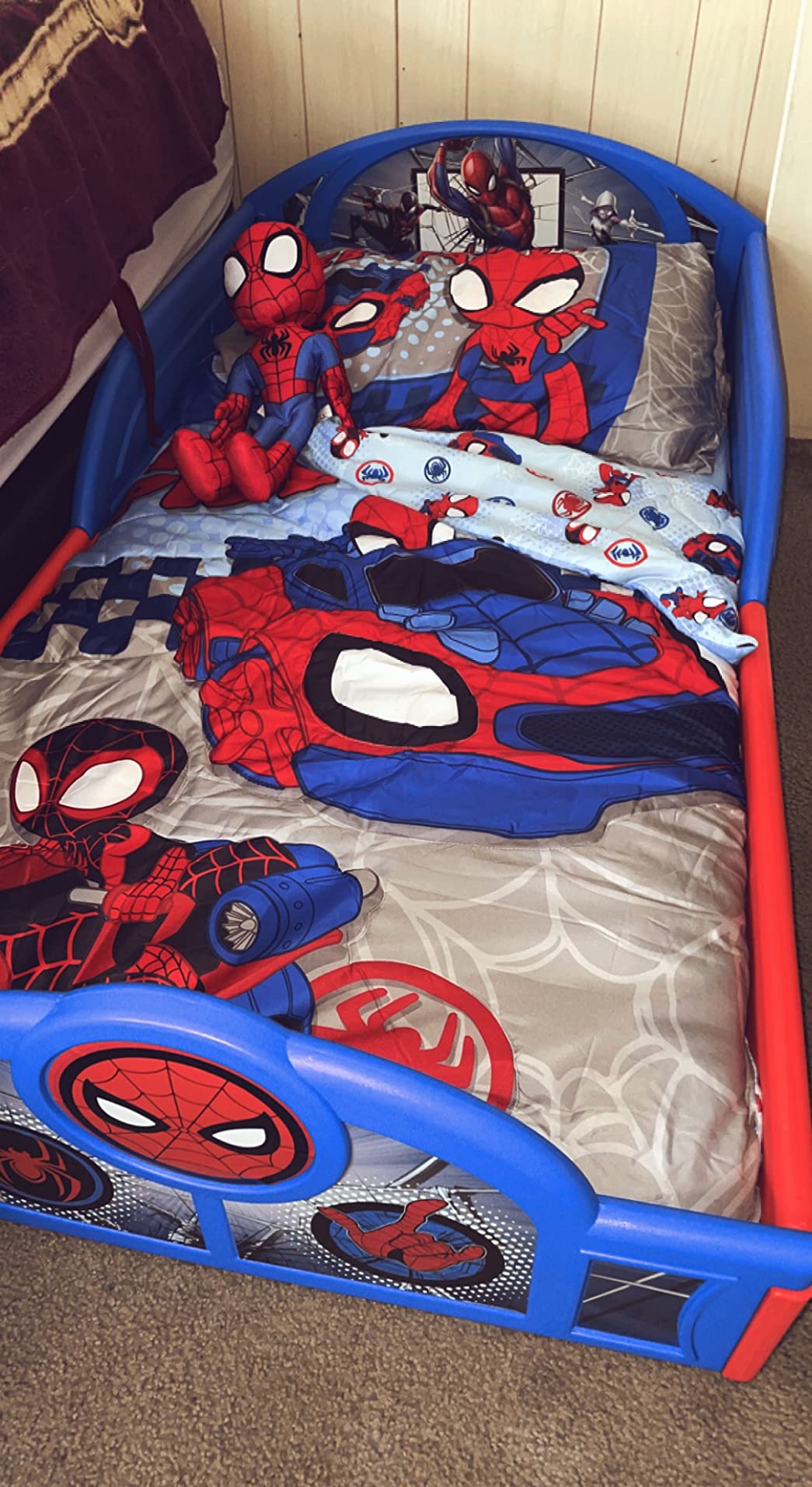 Delta Children - Spider-Man Plastic Sleep and Play Toddler Bed with Attached Guardrails customer photo 1