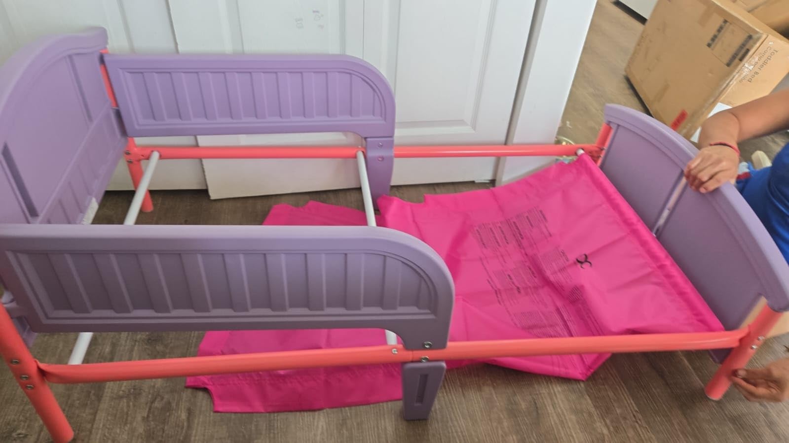 Delta Children Plastic Toddler Bed, Disney Princess customer photo 2
