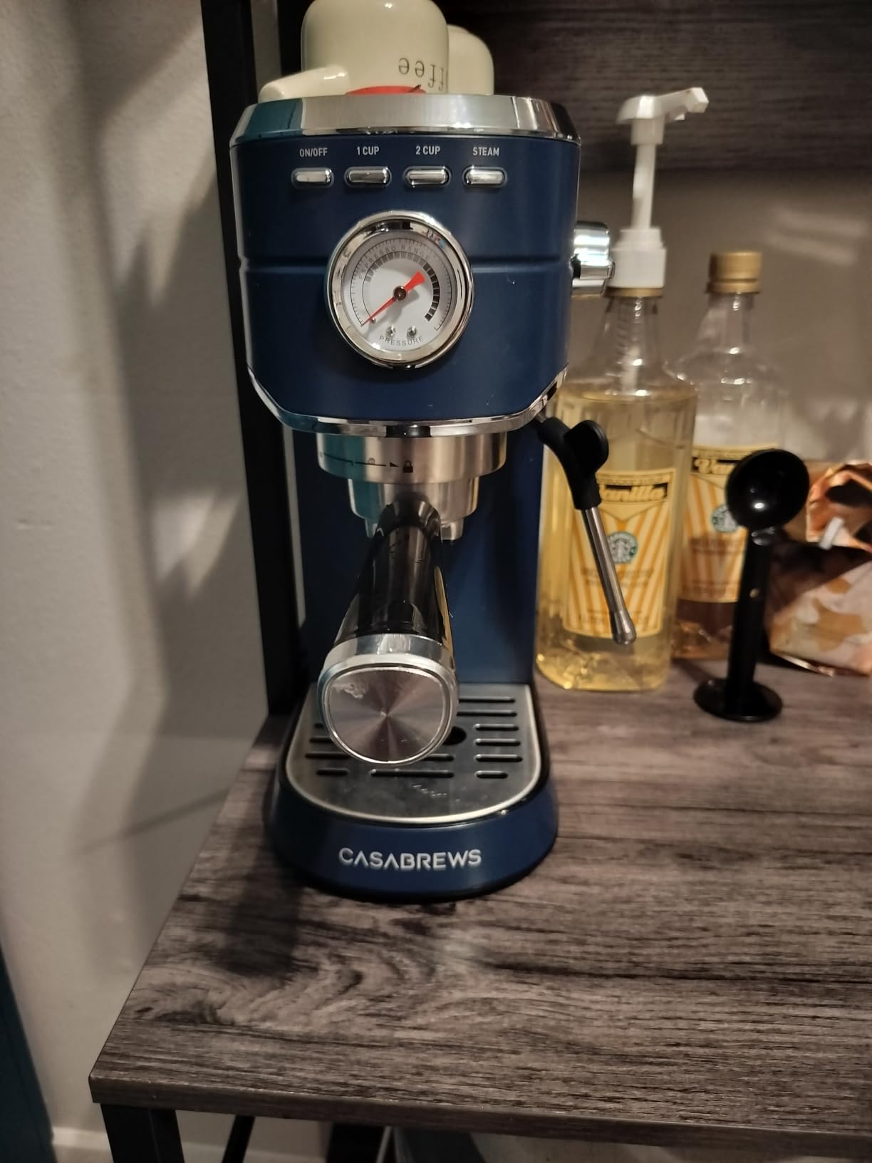 CASABREWS CM5418 Compact Espresso Machine with Milk Frothing Steam Wand customer photo 1