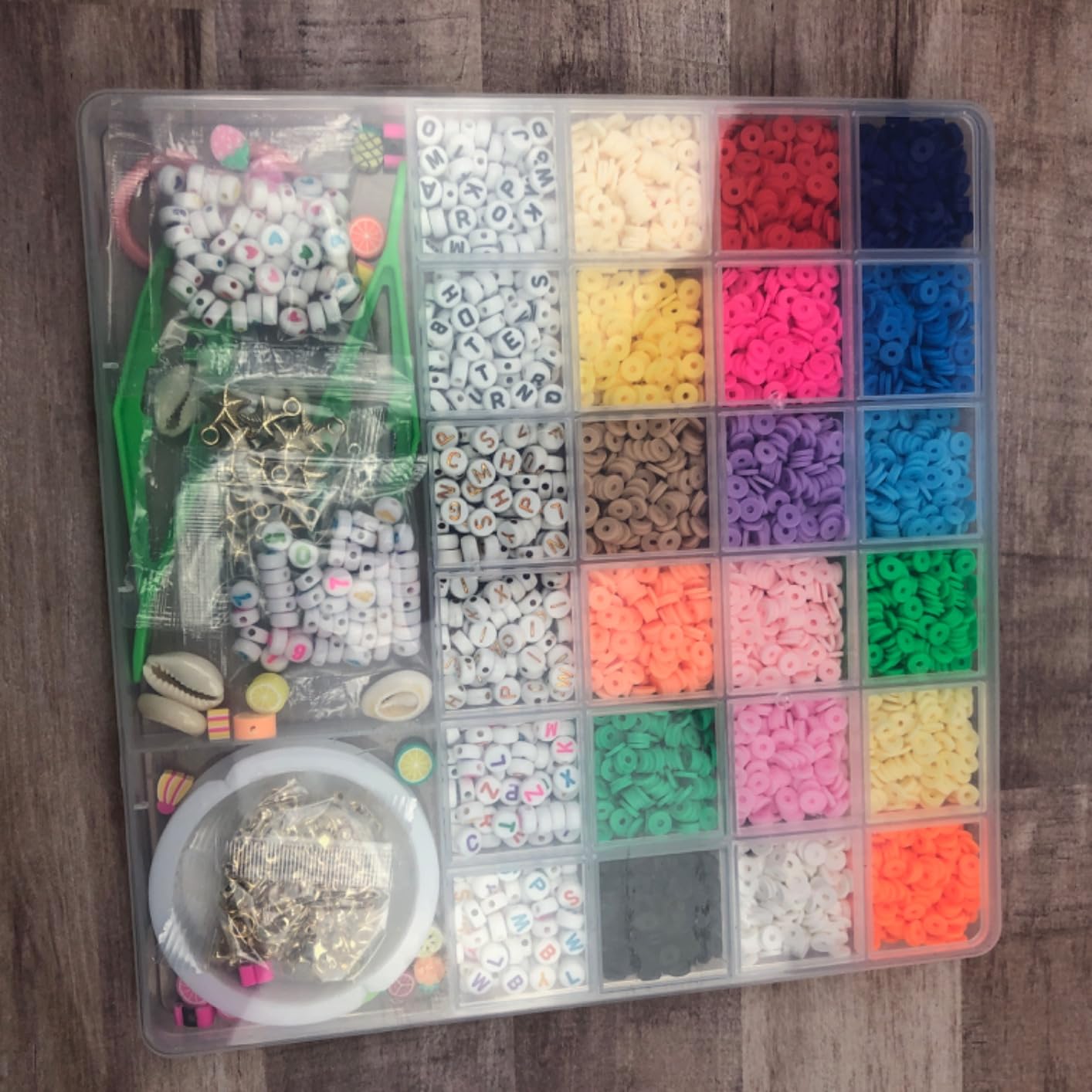 Redtwo 5100 Clay Beads Bracelet Making Kit, Flat Preppy Beads for Friendship Jewelry Making,Polymer Heishi Beads with Charms Gifts for Teen Girls Crafts for Girls Ages 8-12 customer photo 1