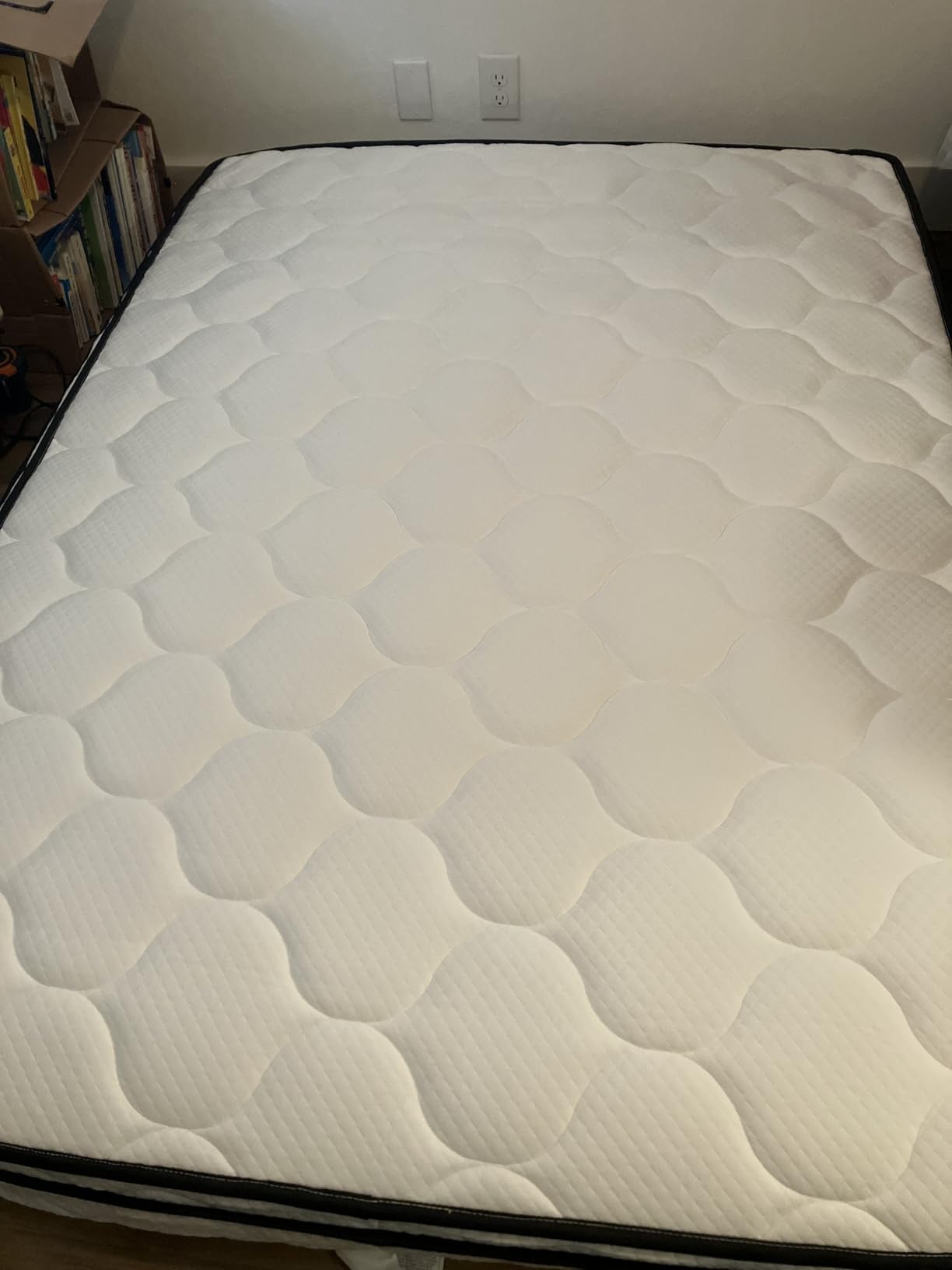 FDW | 10 Inch Queen Mattress | Medium Firm | Gel Memory Foam | White customer photo 1