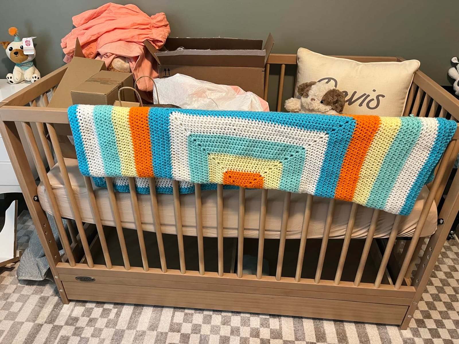 Graco Teddi 5-in-1 Convertible Crib with Drawer, Driftwood customer photo 2
