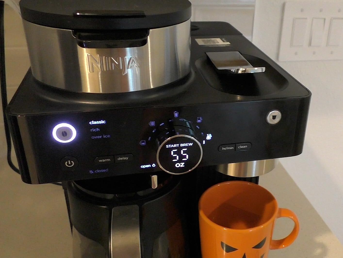 Ninja Espresso & Coffee Maker, Nespresso Capsule Compatible, Black, CFN601 customer photo 2