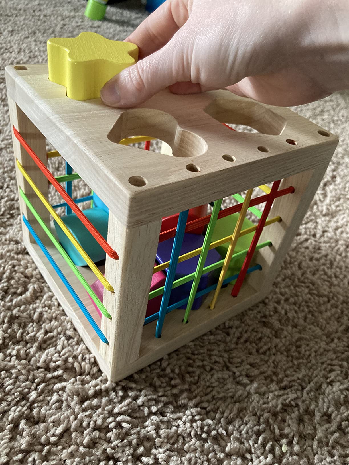 HELLOWOOD Wooden Shape Sorter Cube, Montessori Toys for 1+ Year Old customer photo 2