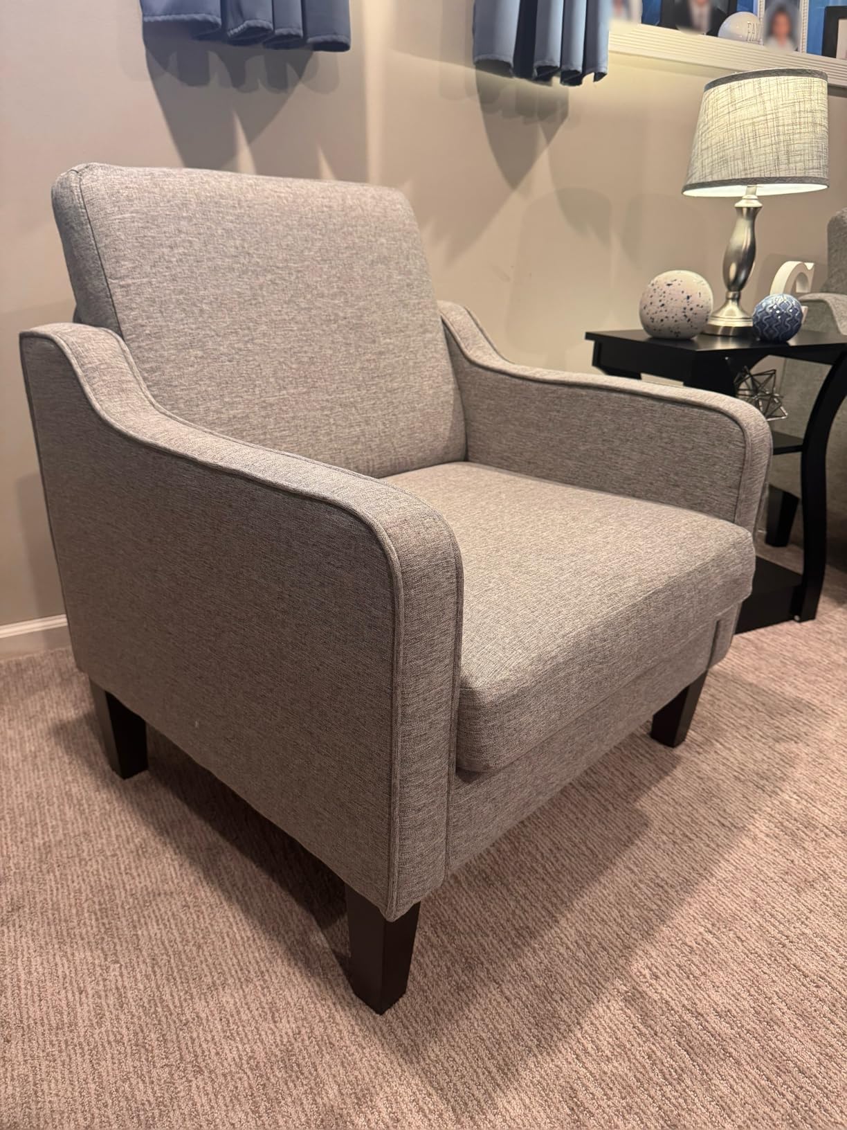 VINGLI Mid century Modern Accent Chair,Navy Blue Fabric Accent Chairs for Living Room Upholstered Armchair with Scooped Arms for Bedroom,Apartment,Studio,Office,Waiting Room customer photo 1
