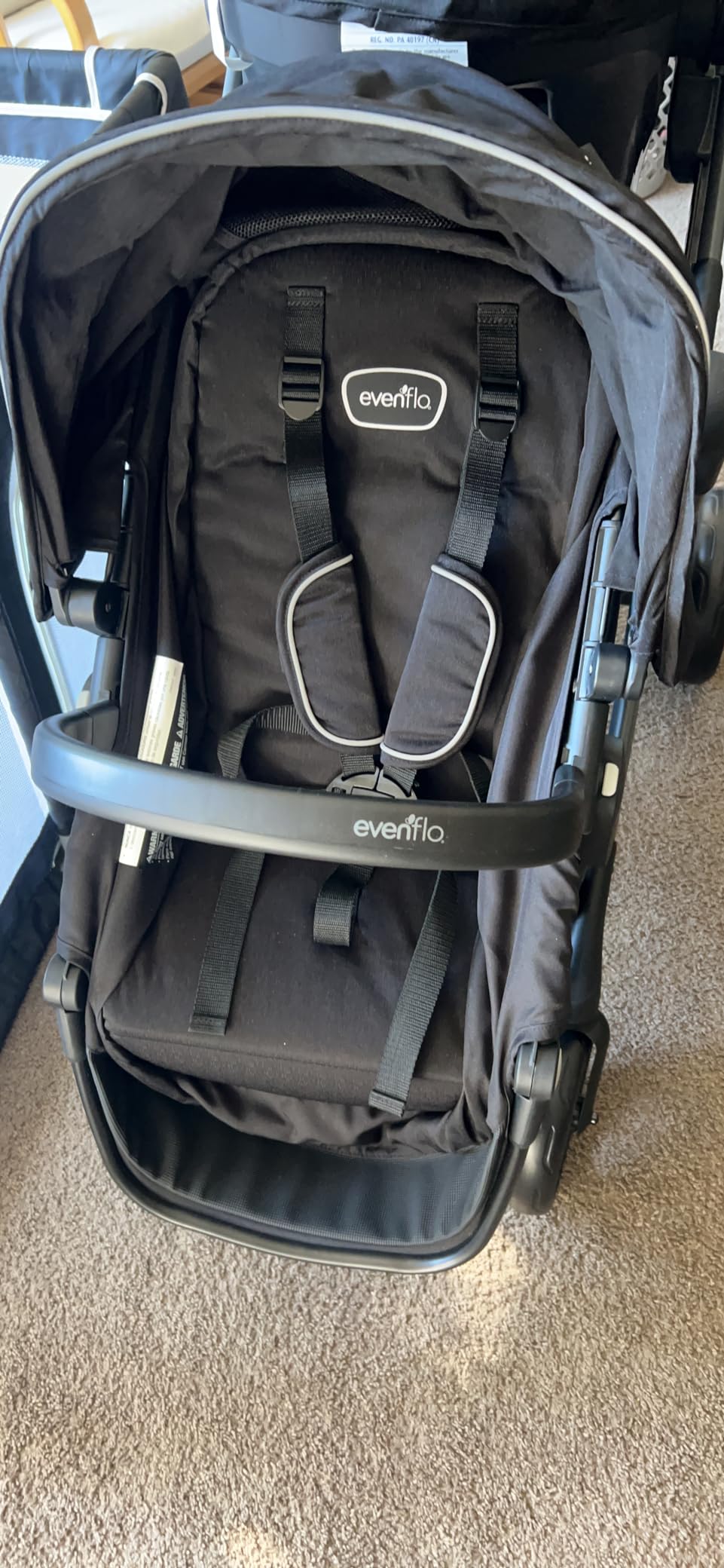 Pivot Xpand Modular Travel System with LiteMax Infant Car Seat with Anti-Rebound Bar (Ayrshire Black) customer photo 2