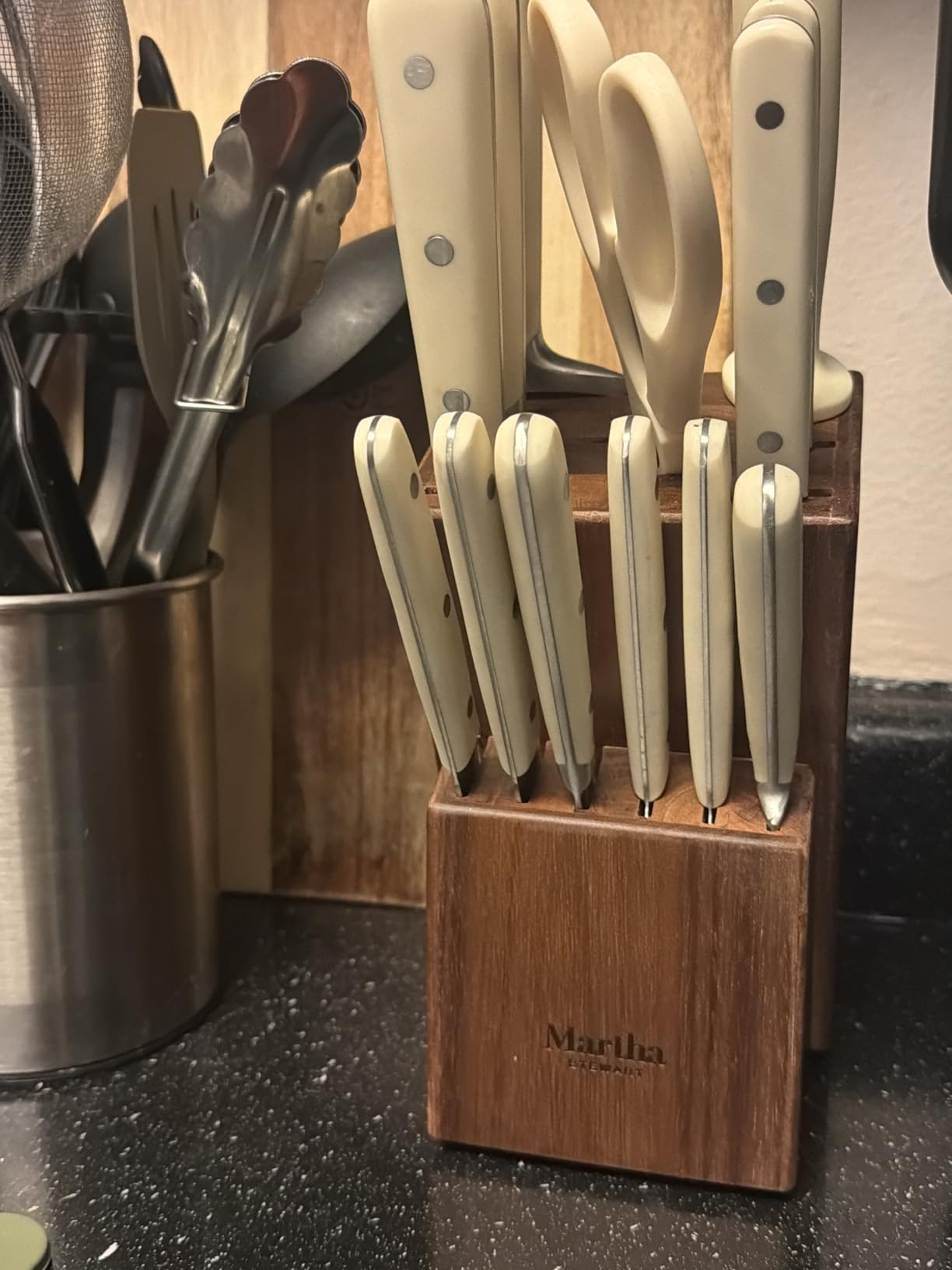 MARTHA STEWART Eastwalk 14 Piece High Carbon Stainless Steel Cutlery Kitchen Knife Block Set w/ABS Triple Riveted Forged Handle Acacia Wood Block - Linen White customer photo 2