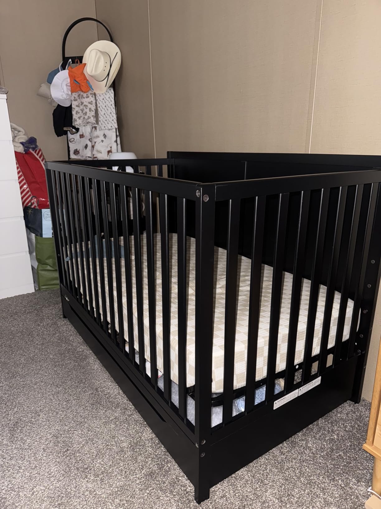 Graco Melrose 5-in-1 Convertible Crib with Drawer, White customer photo 1