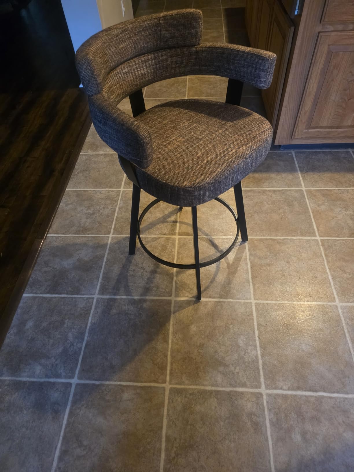 Counter Height Bar Stools with Full Back – Swivel Counter Stools Set of 2 with Linen Padded Back, Metal Footrest, Modern Barstools for Kitchen Counter, Island, Dining Room, Grey 24 inch customer photo 1